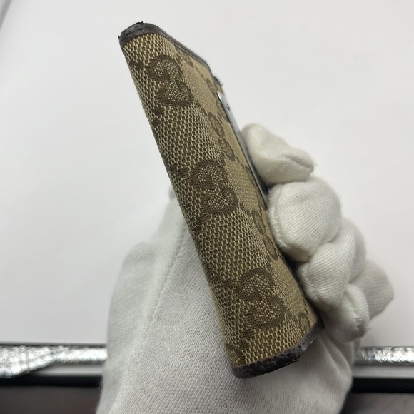 Gucci Key Holder Case G logos Unisex - Picture 6 of 16